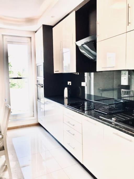 Nowoczesny Apartament Na Pradze Varsavia Esterno foto