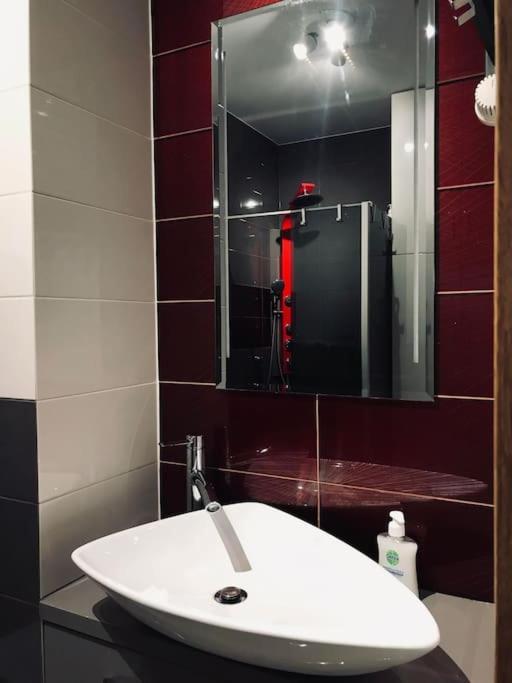 Nowoczesny Apartament Na Pradze Varsavia Esterno foto